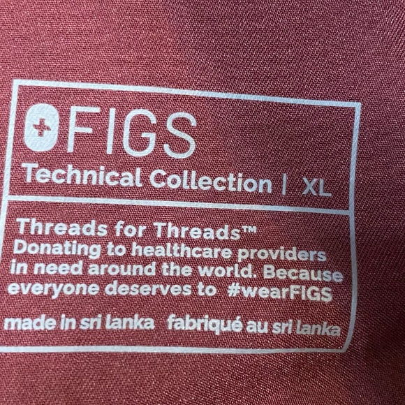 Figs High Waisted Livingston Basic Scrub Pants Burgundy Size XL - Picture 3 of 5